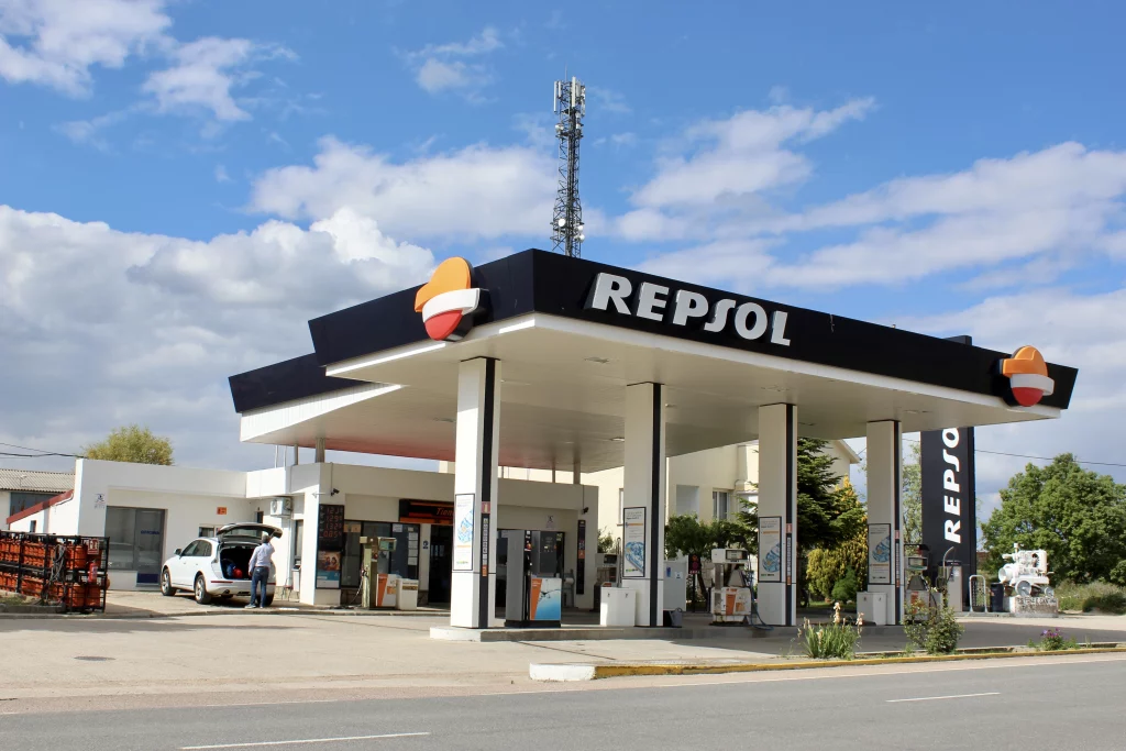 Servicios Estación de servicio Lumbrales